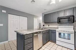 3821 Mercedes Pl, Canfield, OH 44406 - Photo 11