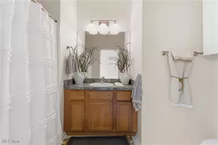 9478 Scottsdale Dr, Grandview Heights, OH 44147 - Photo 23