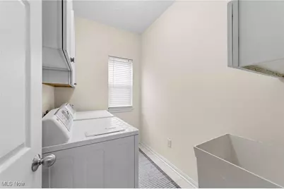 9478 Scottsdale Drive, Grandview Heights, OH 44147 - Photo 13