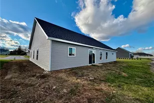 6378 Zachary Dr, Sandusky, OH 44870 - Photo 5