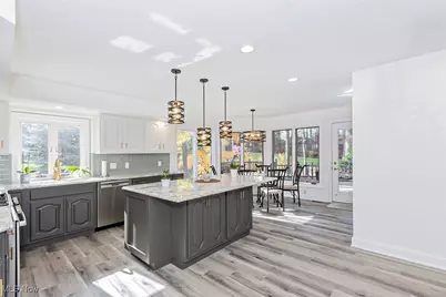 7320 Hunters Trail, Concord, OH 44077 - Photo 17