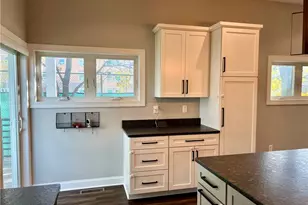 4204 Bailey Ave, Loveland, OH 44113 - Photo 7