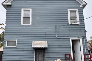 4017 E 54th St, Newburgh Heights, OH 44105 - Photo 5