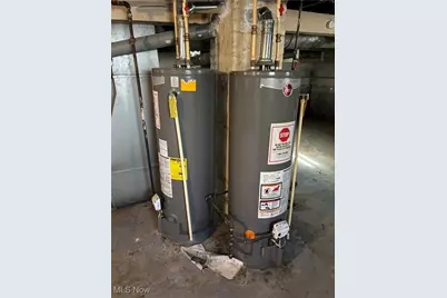 4017 E 54th Street, Newburgh Heights, OH 44105 - Photo 27