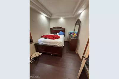 4017 E 54th Street, Newburgh Heights, OH 44105 - Photo 15