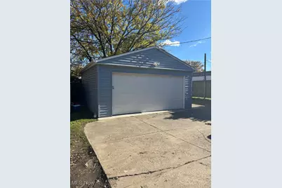 4017 E 54th Street, Newburgh Heights, OH 44105 - Photo 7