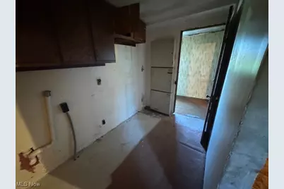 1784 Columbiana Road, New Springfield, OH 44443 - Photo 13