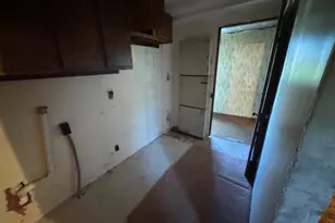 1784 Columbiana Rd, New Springfield, OH 44443 - Photo 13