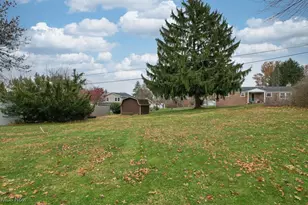 6090 Wiclif Street NE, Canton, OH 44721 - Photo 7