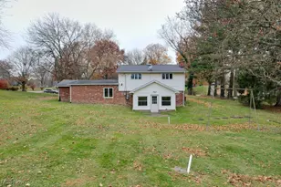 6090 Wiclif Street NE, Canton, OH 44721 - Photo 5