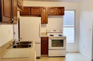 925 E St, Lorain, OH 44052 - Photo 15