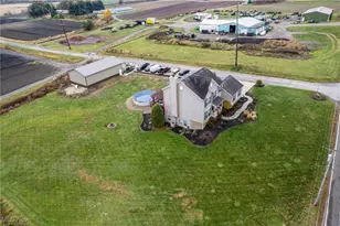 13014 Duquette Ave NE, Hartville, OH 44632 - Photo 41