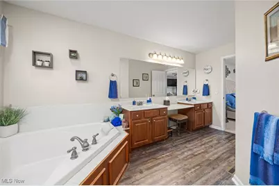 13014 Duquette Avenue NE, Hartville, OH 44632 - Photo 21