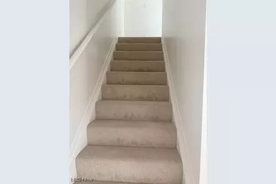 1251 Bailey Road, Cuyahoga Falls, OH 44221 - Photo 15