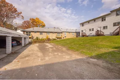 2161 Thurmont Road, Akron, OH 44313 - Photo 39
