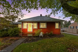 215 Lake Ave NE, Hartville, OH 44632 - Photo 43