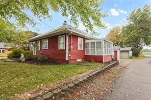 215 Lake Ave NE, Hartville, OH 44632 - Photo 41