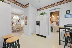 215 Lake Ave NE, Hartville, OH 44632 - Photo 7