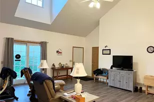 1512 Cambridge Ave SW, North Canton, OH 44709 - Photo 5