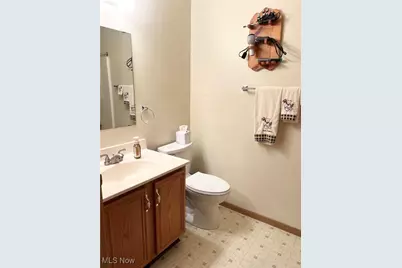 1512 Cambridge Avenue SW, North Canton, OH 44709 - Photo 13