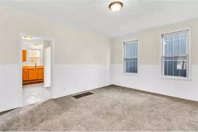 62 E Market Street, Alliance, OH 44601 - Photo 5