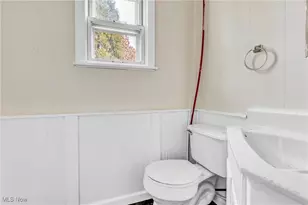 62 E Market St, Alliance, OH 44601 - Photo 13