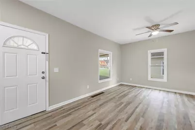 1202 Oberlin Avenue, Lorain, OH 44052 - Photo 17