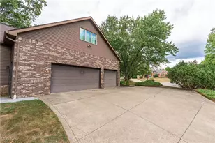 6311 Sorrento Ave NW, Canton, OH 44718 - Photo 3