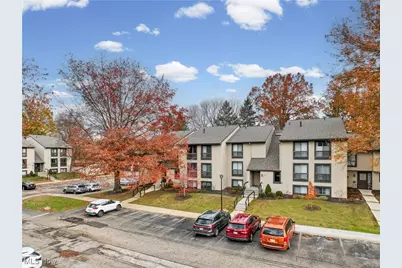6330 Greenwood #103, Sagamore Hills, OH 44067 - Photo 43