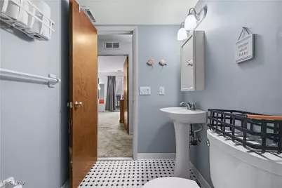 6330 Greenwood #103, Sagamore Hills, OH 44067 - Photo 17