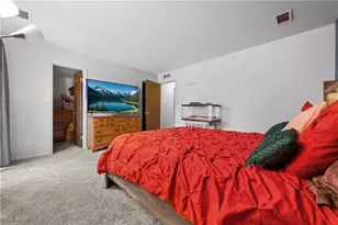 6330 Greenwood, Sagamore Hills, OH 44067 - Photo 25