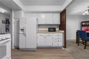 6330 Greenwood, Sagamore Hills, OH 44067 - Photo 15