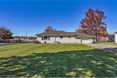 123 26th Street NW, Massillon, OH 44647 - Photo 3