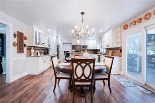 1050 Fox Den Trail, Canfield, OH 44406 - Photo 15