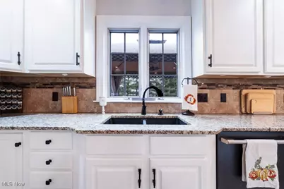 1050 Fox Den Trail, Canfield, OH 44406 - Photo 19