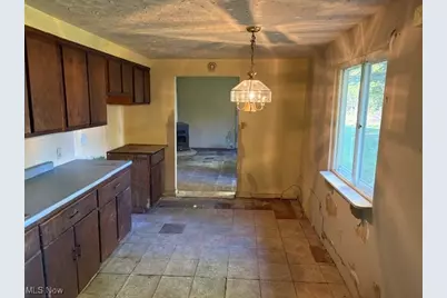 5560 Wilkes Road, Atwater, OH 44201 - Photo 5