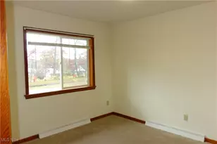 449 W Long Lake Blvd, Portage Lakes, OH 44319 - Photo 21