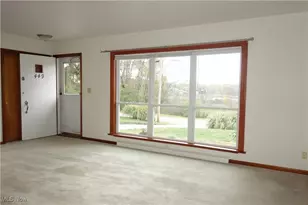 449 W Long Lake Blvd, Portage Lakes, OH 44319 - Photo 9