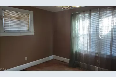 961 Lawton Street, Akron, OH 44320 - Photo 9