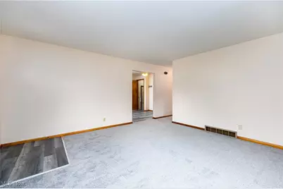 84 Pfeiffer Avenue, Ellet, OH 44312 - Photo 7