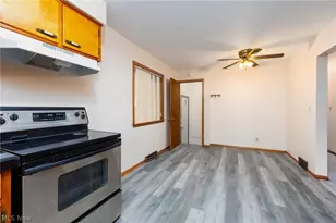 84 Pfeiffer Ave, Akron, OH 44312 - Photo 23