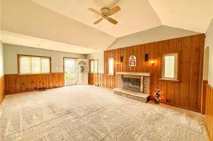 130 Clovercliff Dr, Chippewa Lake, OH 44215 - Photo 3