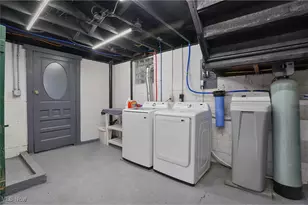 203 N Prospect Ave, Hartville, OH 44632 - Photo 29