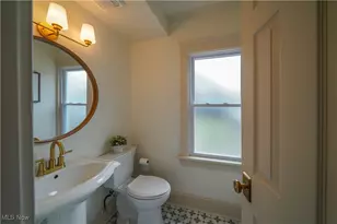 13433 Harlon Ave, Oakwood, OH 44107 - Photo 19