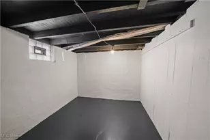 13433 Harlon Ave, Oakwood, OH 44107 - Photo 41