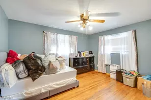 4864 E 94th St, Garfield Heights, OH 44125 - Photo 21