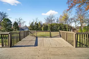 646 Dunny Ave, Sheffield Lake, OH 44054 - Photo 25