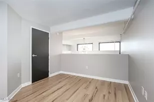 1133 W 9th St, Loveland, OH 44113 - Photo 17