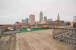 1133 W 9th St, Loveland, OH 44113 - Photo 25