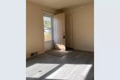 834 Cambridge Avenue, Youngstown, OH 44502 - Photo 3